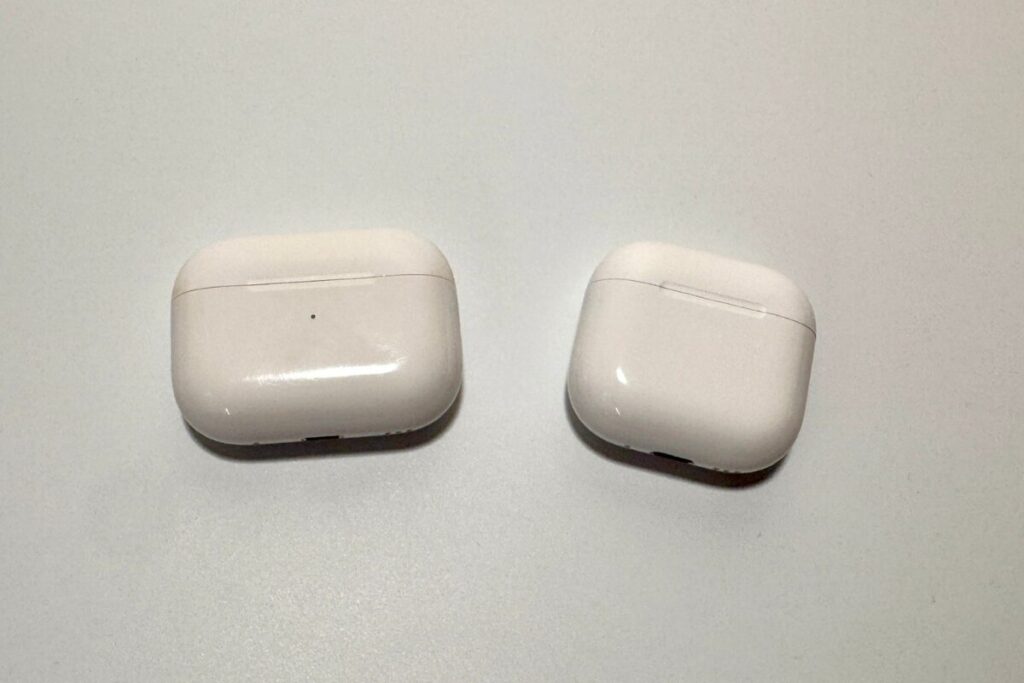 AirPods 4とAirPods Proの違いを比較！AirPods 4がおすすめ