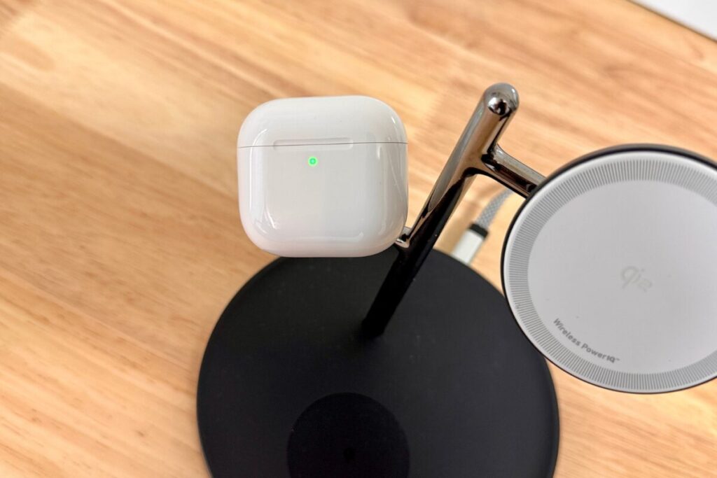 AirPods 4とAirPods Proの違いを比較！AirPods 4がおすすめ