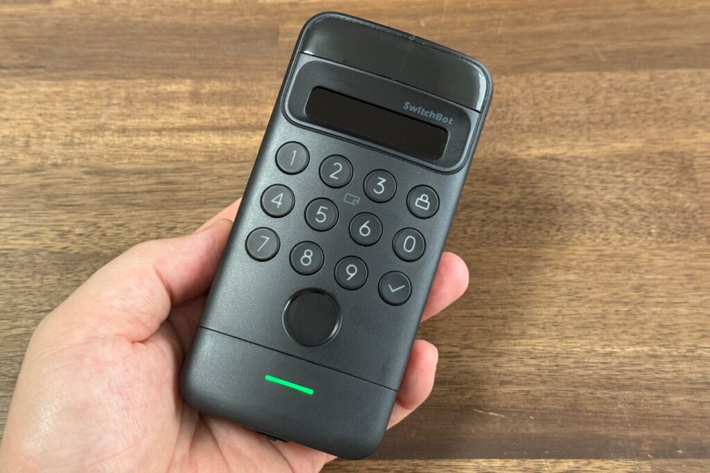 【手ぶらで解錠】SwitchBot 顔認証パッドレビュー!本当に便利?最新スマートロックの実力を徹底解説