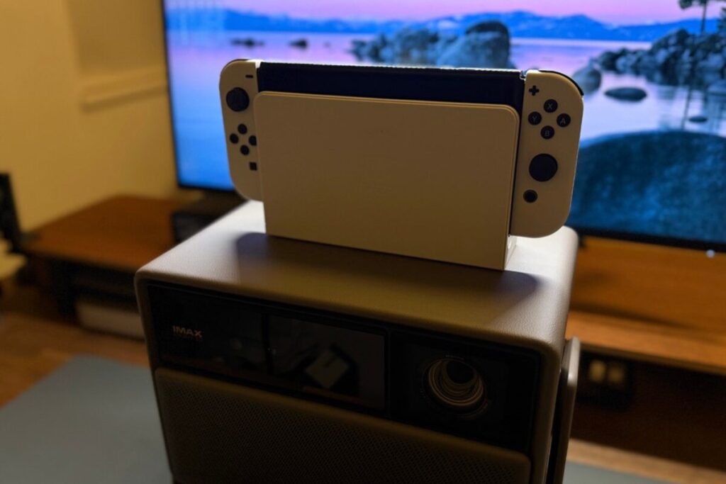 HORIZON 20 Proで作る本気の自宅映画館!映画館超えの4K・IMAX体験レビュー