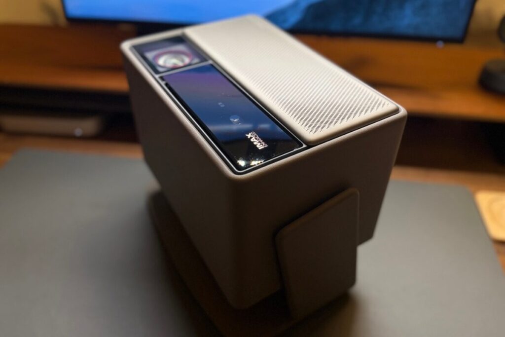 HORIZON 20 Proで作る本気の自宅映画館!映画館超えの4K・IMAX体験レビュー