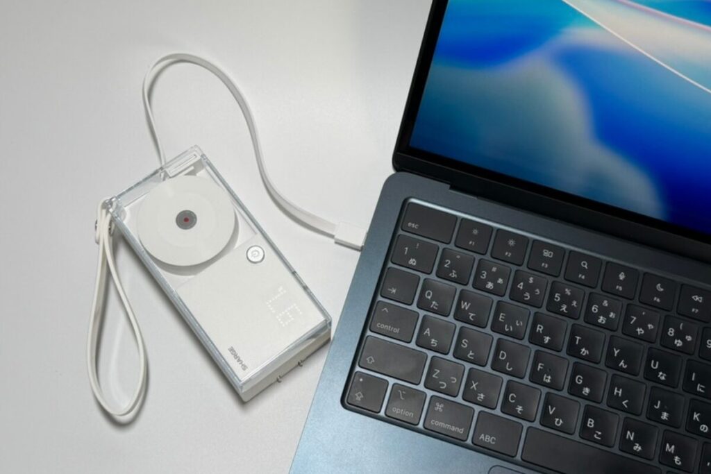 Sharge Retractable 3-in-1 Power Bankがすごい！デザインも機能も妥協なしの次世代モバイルバッテリー