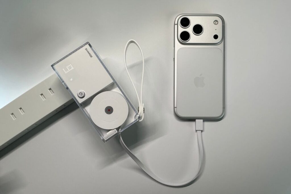 Sharge Retractable 3-in-1 Power Bankがすごい！デザインも機能も妥協なしの次世代モバイルバッテリー