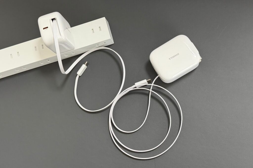 TORRAS FlexLine 67W＆巻き取り式モバイルバッテリー徹底レビュー！ケーブルいらずで充電ストレスゼロに