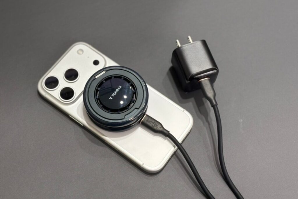 TORRAS Ostand PolarCircle Qi2 25W MagSafe充電器レビュー!遅い・熱いを完全解消する最速ワイヤレスの実力とは?