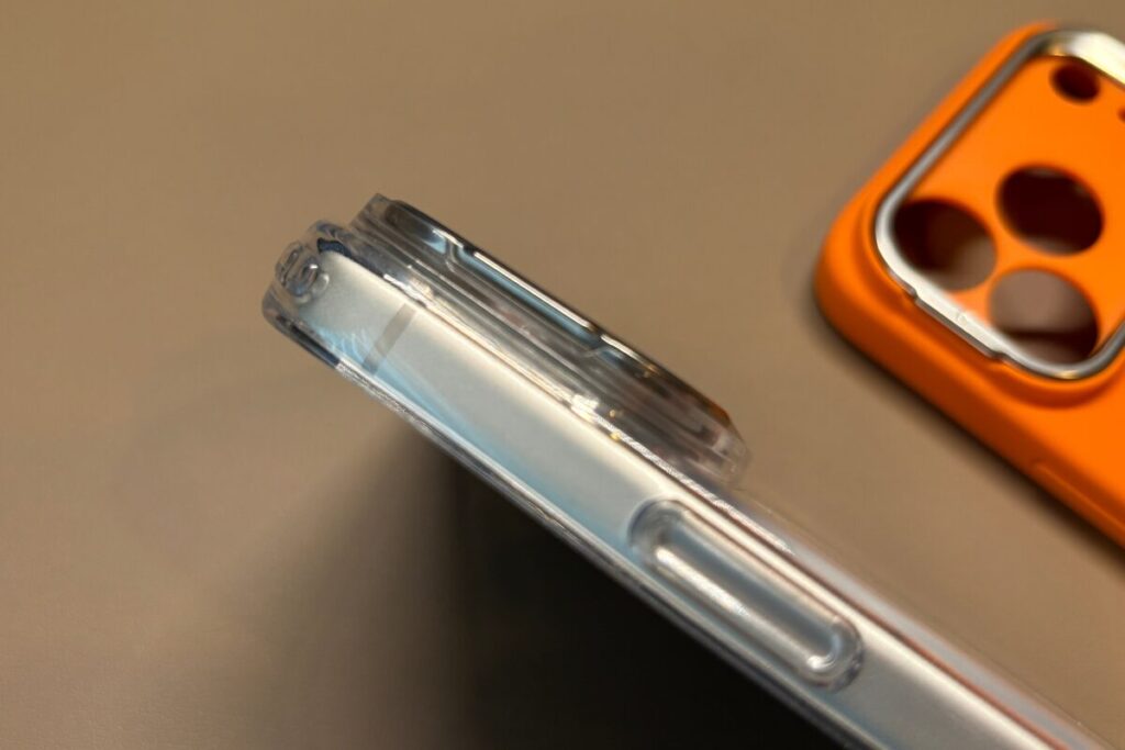 【本音レビュー】ESR iPhoneケースレビュー！iPhoneで失敗しないクリアケースはこれ