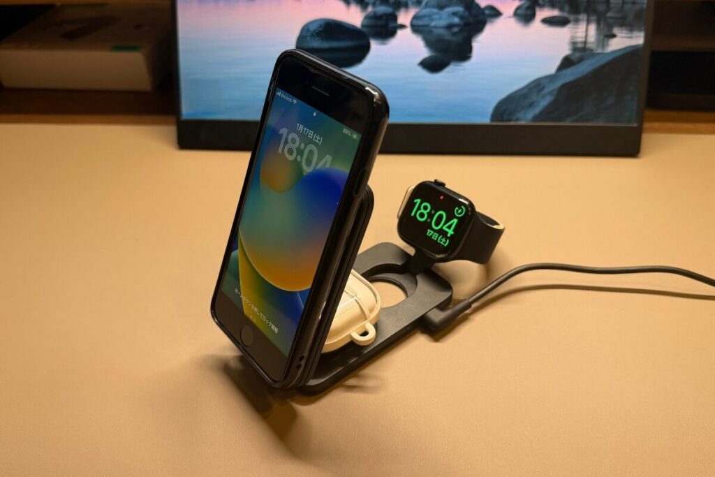 ESR 3-in-1ワイヤレス充電器（Qi2.2対応・最大25W）レビュー！置くだけで全部整う。充電のストレスが消えた理由
