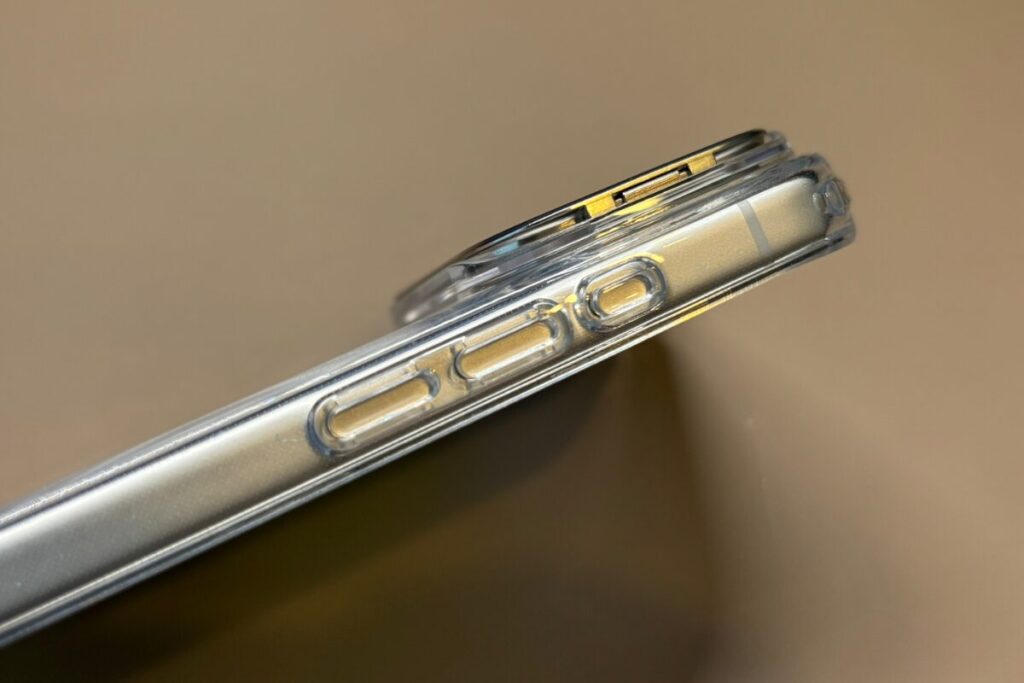 【本音レビュー】ESR iPhoneケースレビュー！iPhoneで失敗しないクリアケースはこれ