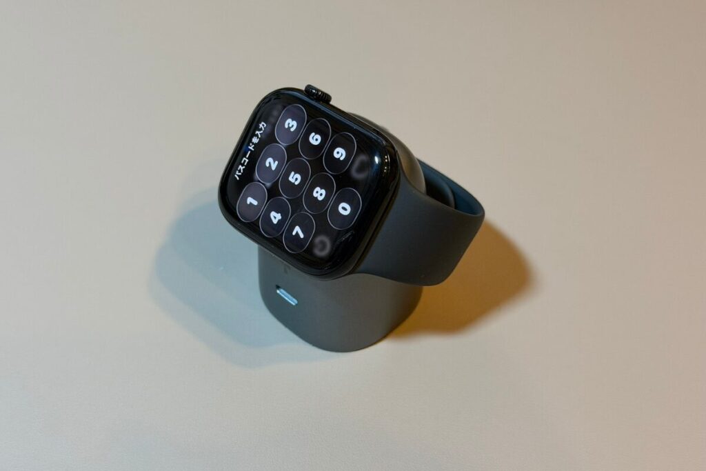 TORRAS Flasheye For Apple Watch 充電器 2in1 45Wレビュー！充電環境を1台にしたら毎日が驚くほどラクになった