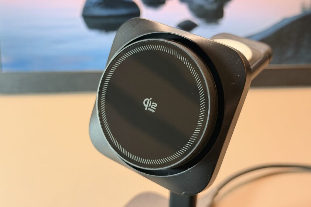 ESR 3in1 充電器 Qi2.2認証25Wレビュー！ワイヤレスなのに速い？発熱・本音評価まとめ