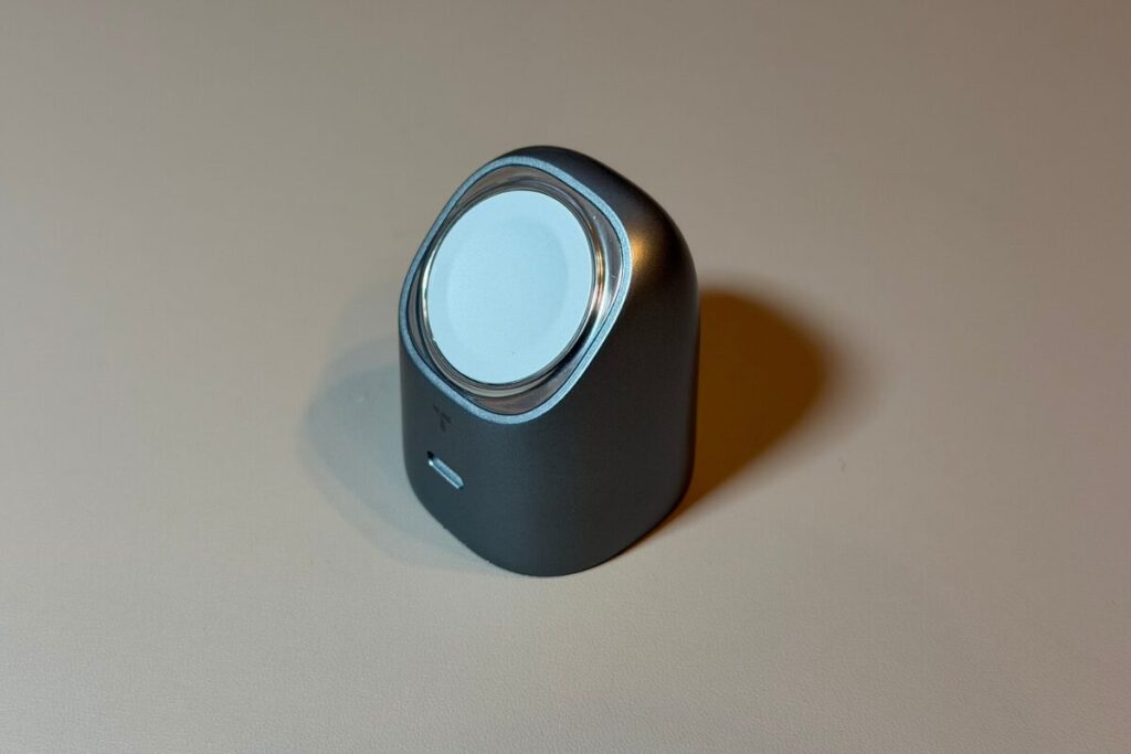 TORRAS Flasheye For Apple Watch 充電器 2in1 45Wレビュー！充電環境を1台にしたら毎日が驚くほどラクになった