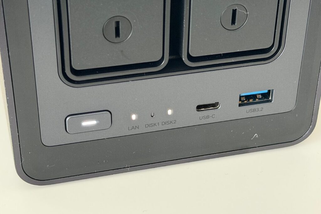 UGREEN NASync DXP2800レビュー:はじめてのNASにちょうどいい理由