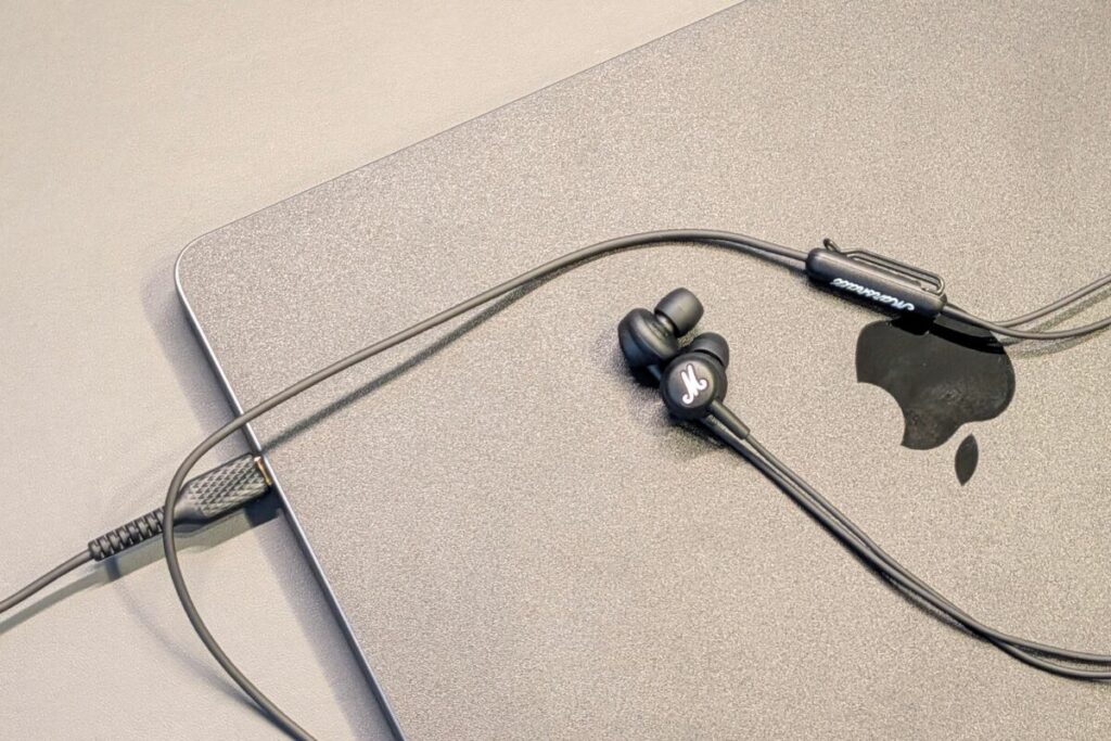 Marshall Mode USB-Cレビュー！Bluetoothに疲れた人へ｜遅延ゼロ＆充電不要の快適すぎる有線イヤホンの本音