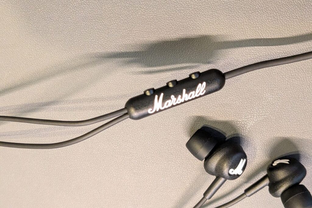 Marshall Mode USB-Cレビュー！Bluetoothに疲れた人へ｜遅延ゼロ＆充電不要の快適すぎる有線イヤホンの本音