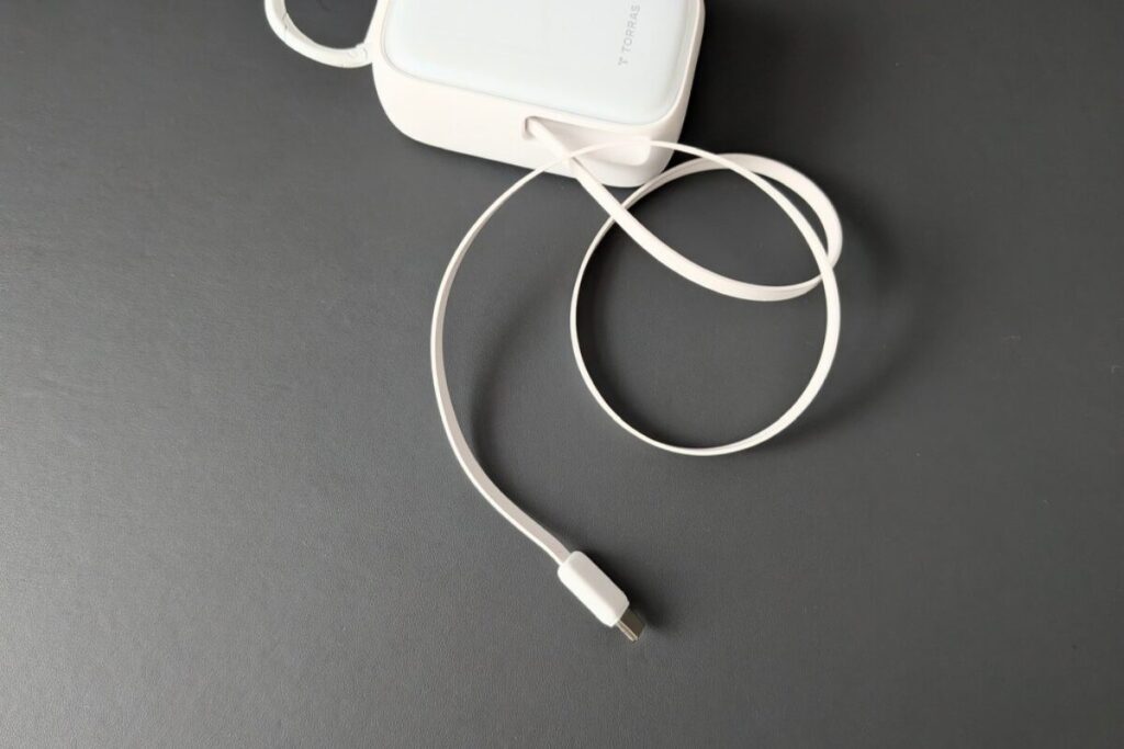 TORRAS PearlGo 2in1レビュー!アクセサリーみたいに持ち歩ける、新発想のモバイルバッテリー