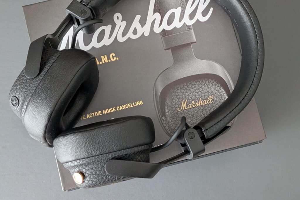 Marshall MILTON A.N.C.レビュー!軽くてノイキャンも強い、理想のオンイヤーヘッドホン