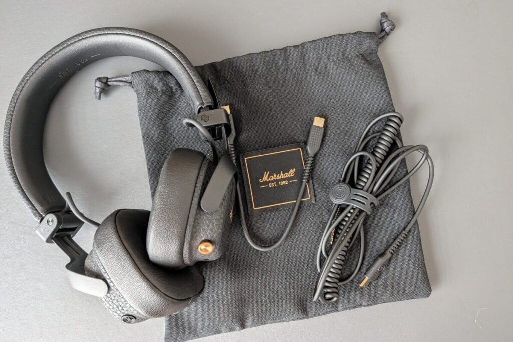 Marshall MILTON A.N.C.レビュー!軽くてノイキャンも強い、理想のオンイヤーヘッドホン