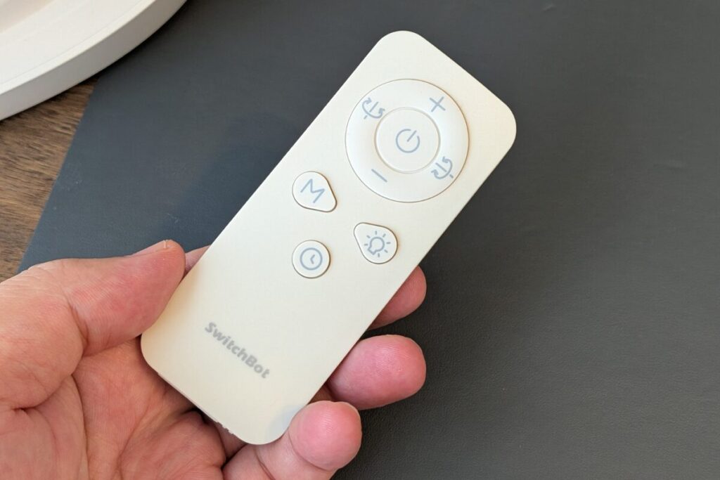 SwitchBot スマートサーキュレーター 2 Proレビュー!エアコンの効きも部屋干しも変わる、コードレスで快適なスマート家電だった